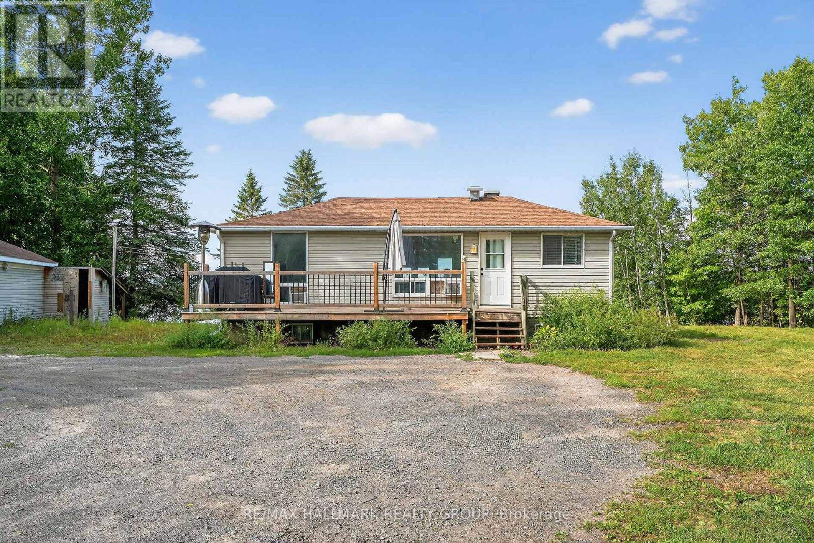 3855 Old Highway 17, Clarence-Rockland, Ontario  K4K 1W2 - Photo 6 - X12380559