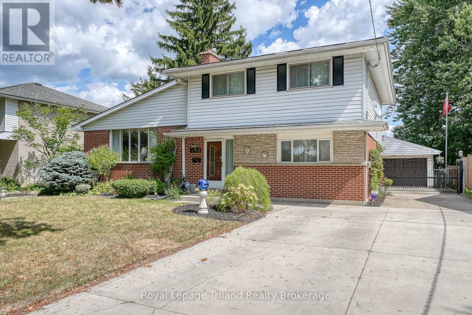 194 Orchard Road, Woodstock, Ontario  N4S 7N8 - Photo 1 - X12380318