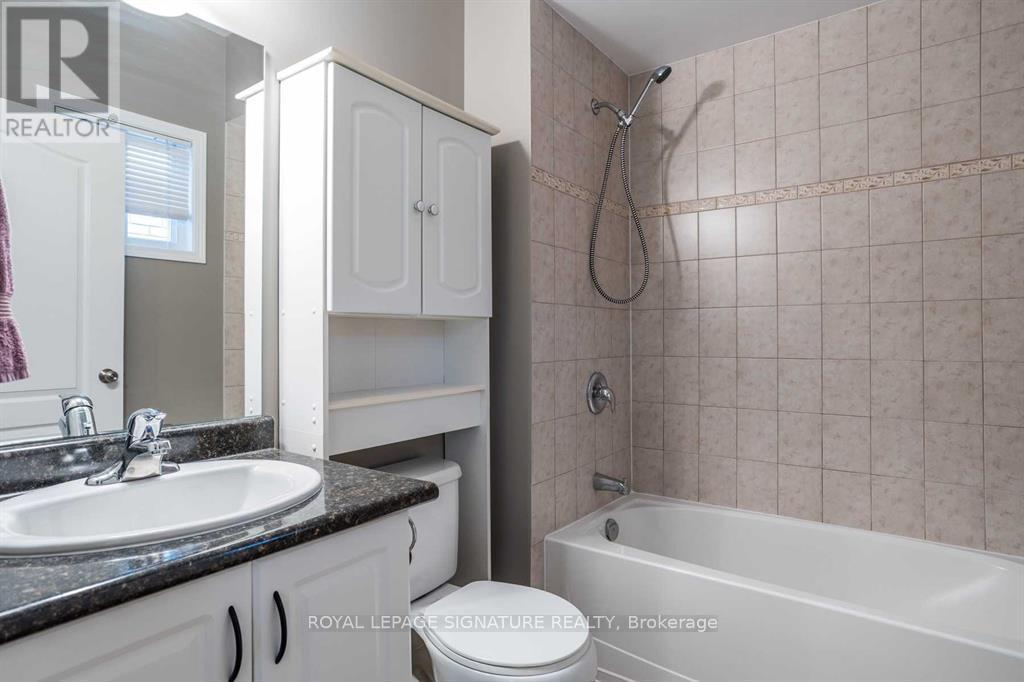 968 Avery Avenue, Peterborough, Ontario  K9J 0G9 - Photo 11 - X12379980
