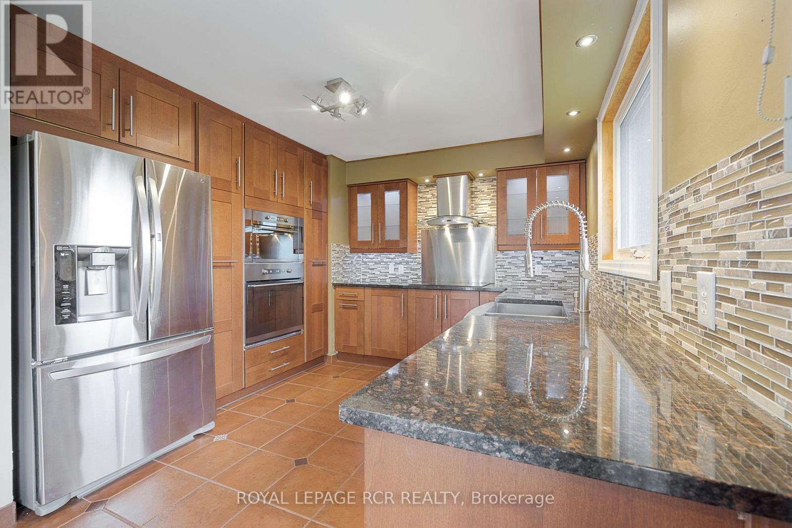 487072 30th Side Road, Mono, Ontario  L9V 1G8 - Photo 13 - X12380035