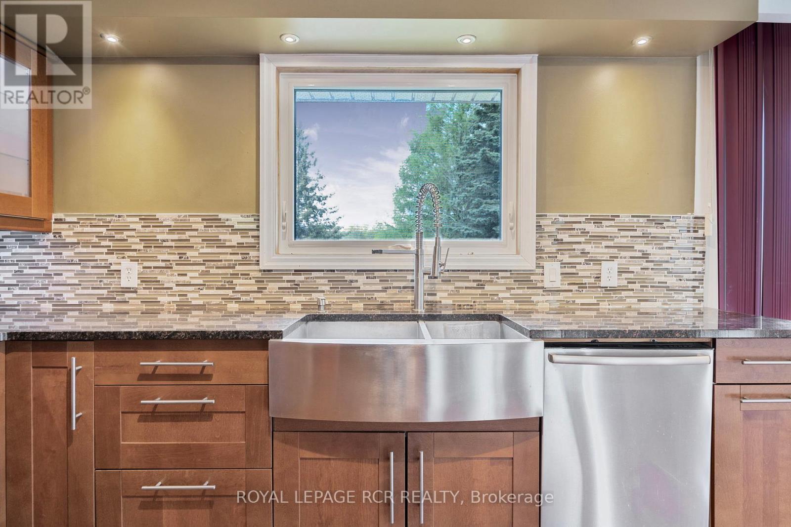487072 30th Side Road, Mono, Ontario  L9V 1G8 - Photo 16 - X12380035