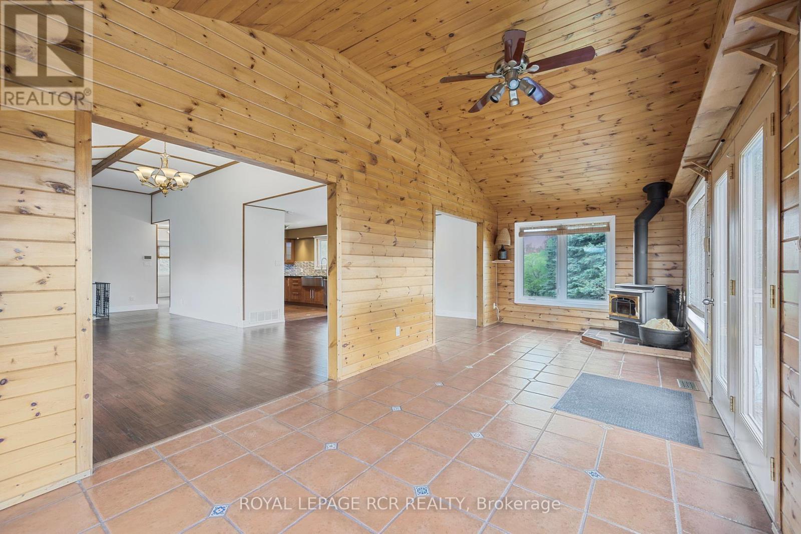487072 30th Side Road, Mono, Ontario  L9V 1G8 - Photo 17 - X12380035