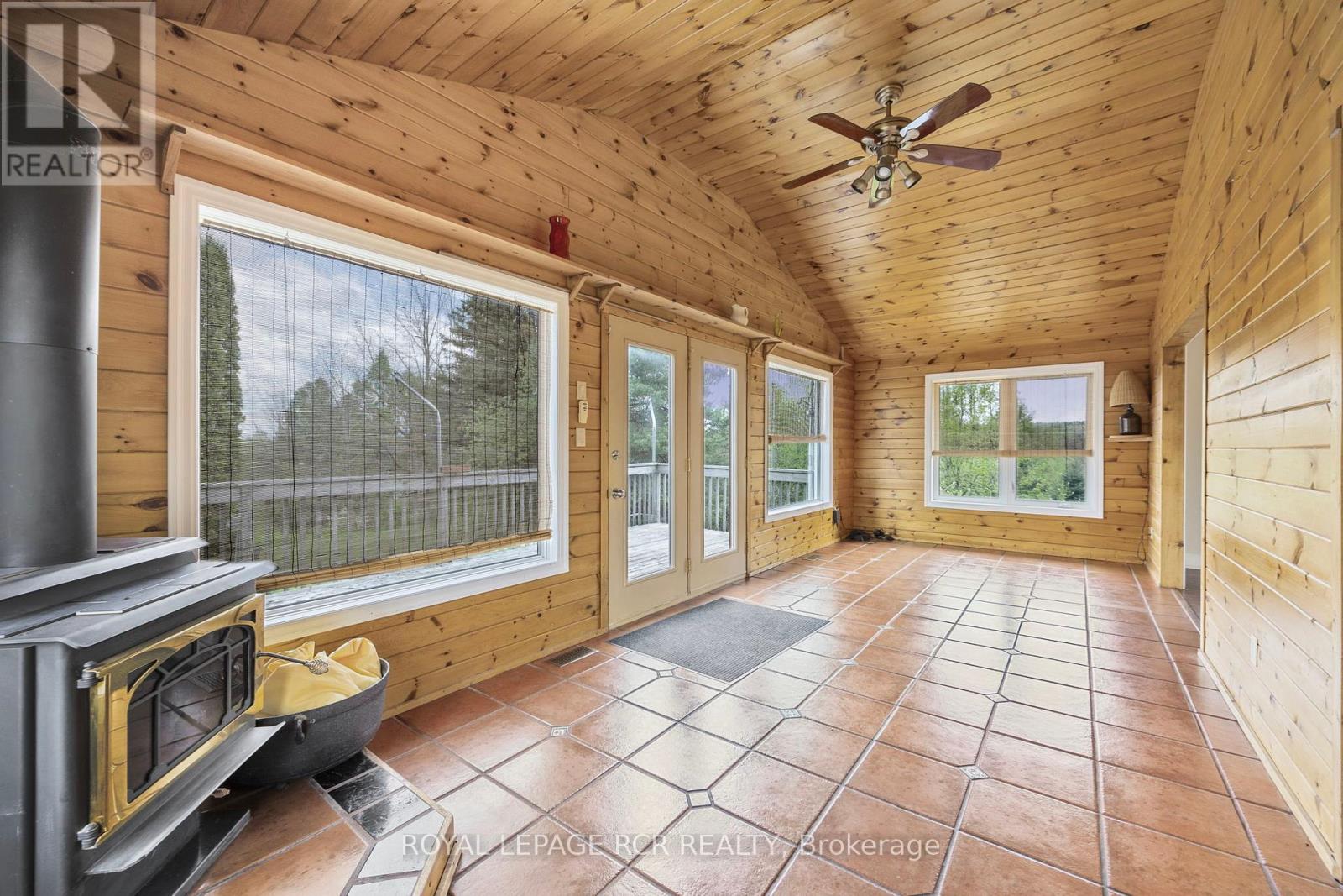 487072 30th Side Road, Mono, Ontario  L9V 1G8 - Photo 19 - X12380035