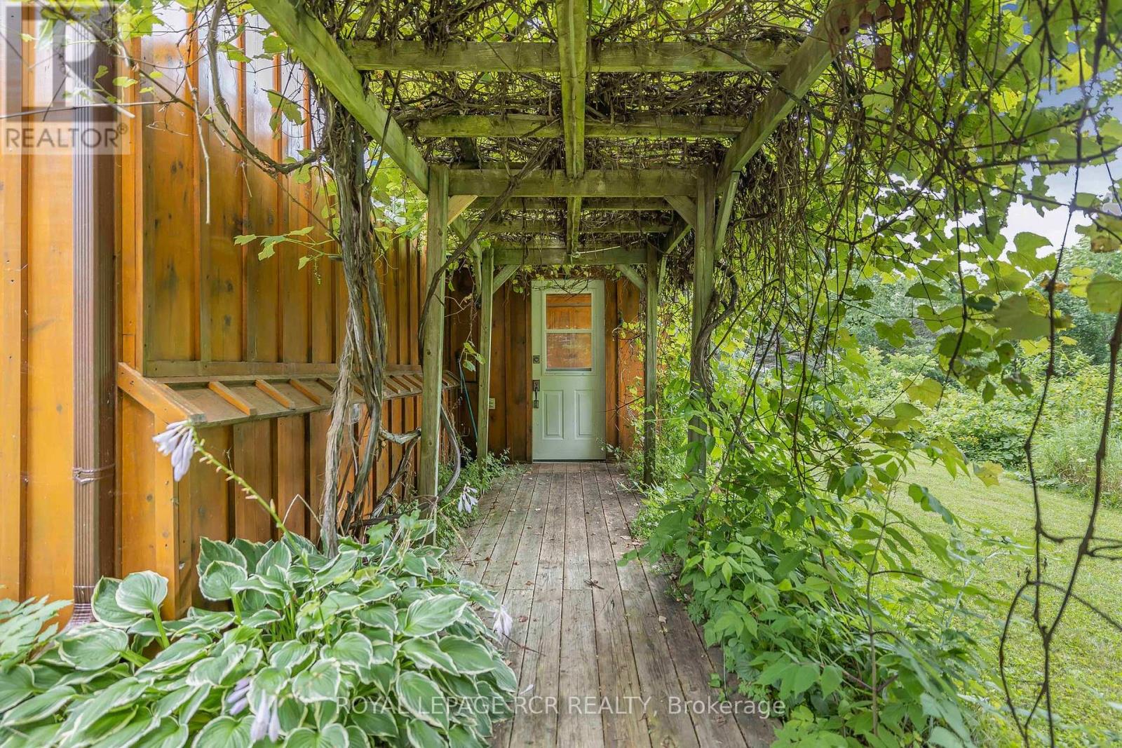 487072 30th Side Road, Mono, Ontario  L9V 1G8 - Photo 4 - X12380035