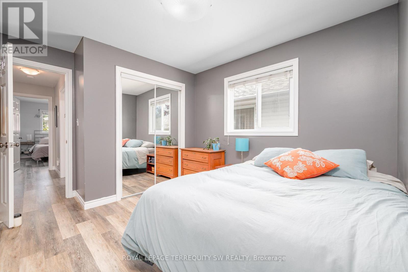 19 Laurent Boulevard, Kawartha Lakes, Ontario  K9V 6G3 - Photo 16 - X12380063