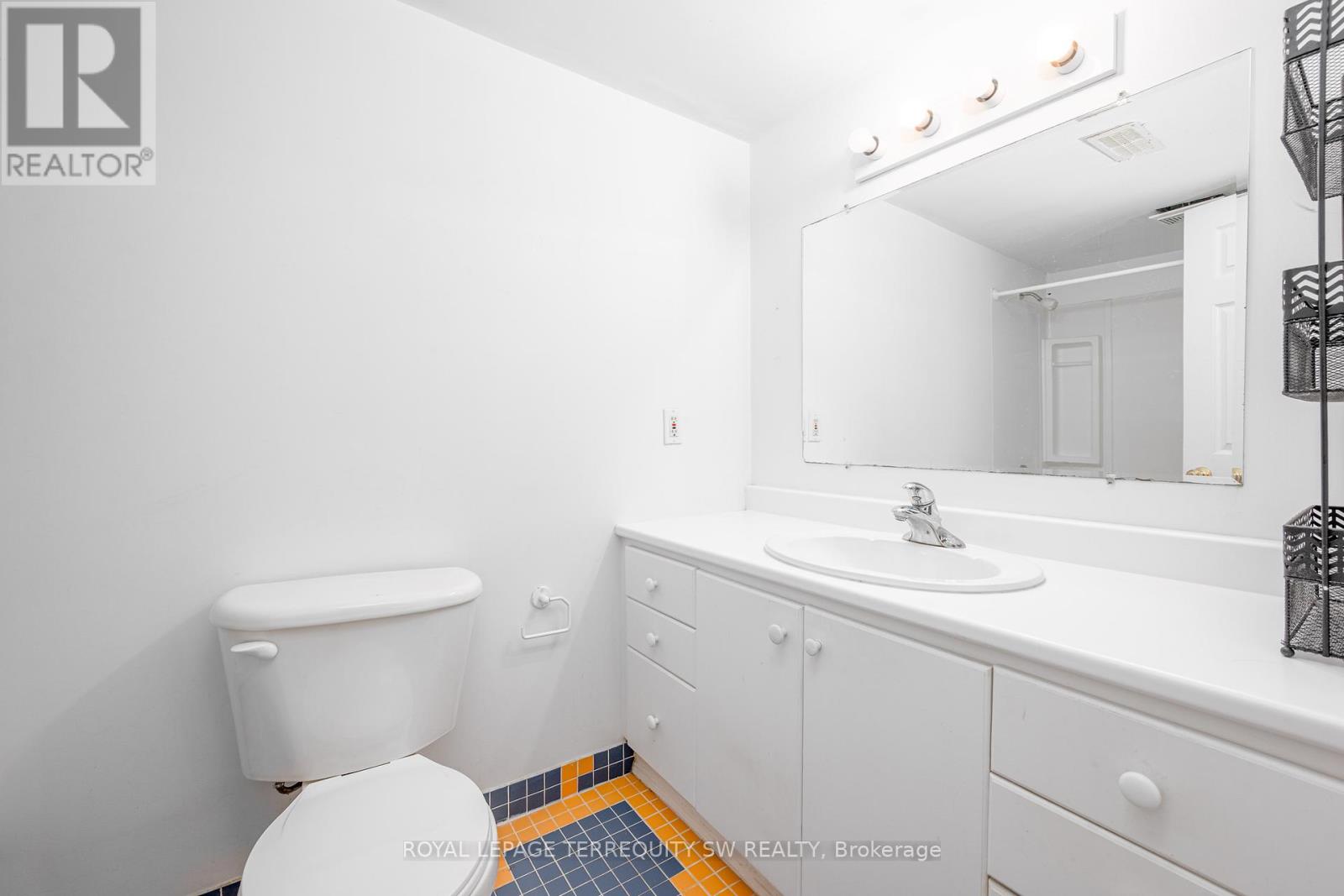 19 Laurent Boulevard, Kawartha Lakes, Ontario  K9V 6G3 - Photo 22 - X12380063
