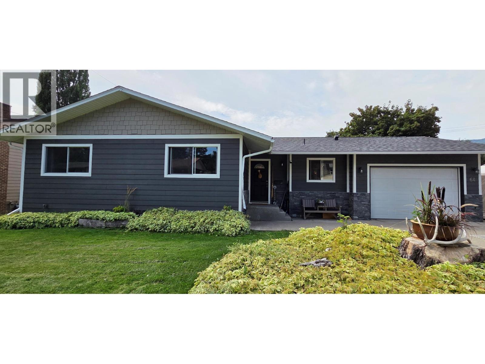 64 100th Avenue, Kimberley, British Columbia  V1A 3A3 - Photo 1 - 10360608