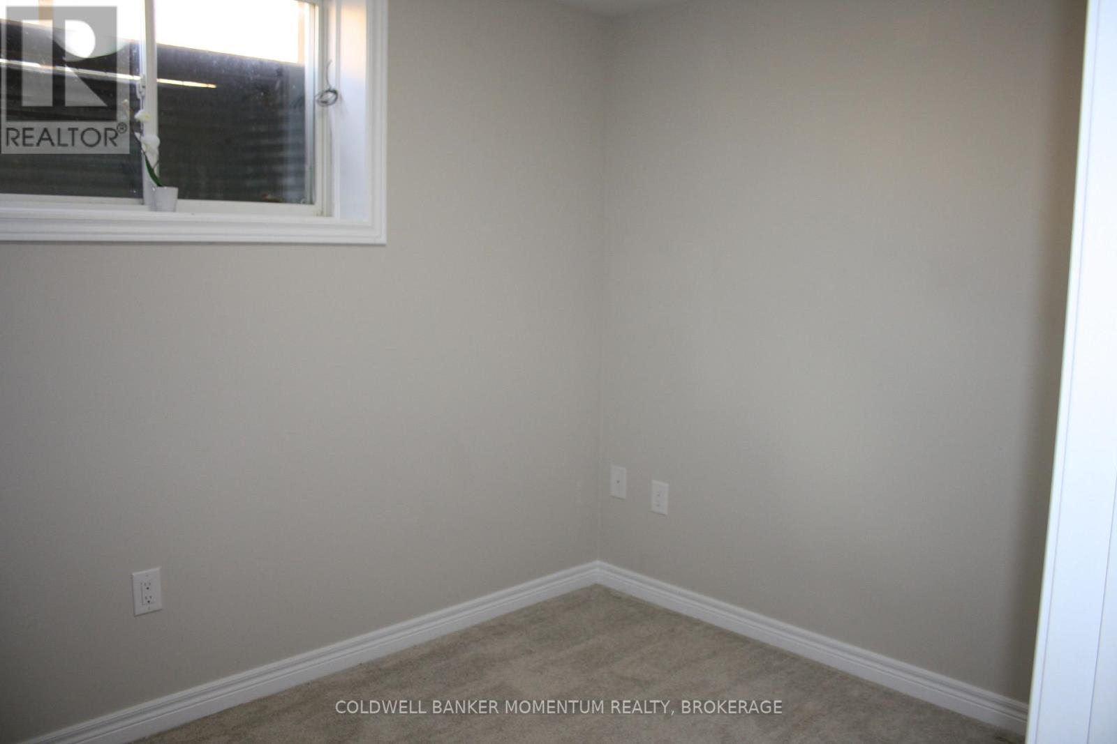 5 Laurent Avenue, Welland (Lincoln/crowland), Ontario  L3B 0E2 - Photo 9 - X11884564