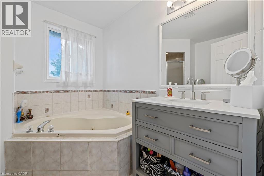 3 Nature Court, Hamilton, Ontario  L9C 7T5 - Photo 29 - 40764781