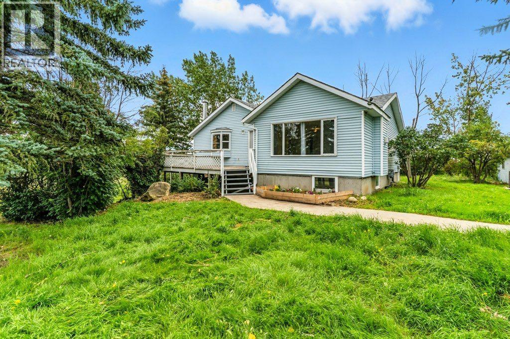 Property at 290003 96 Street E image 1