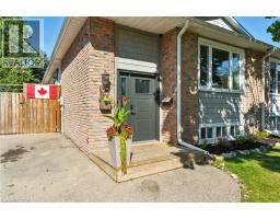 37 MAPLE Crescent, Paris, Ontario
