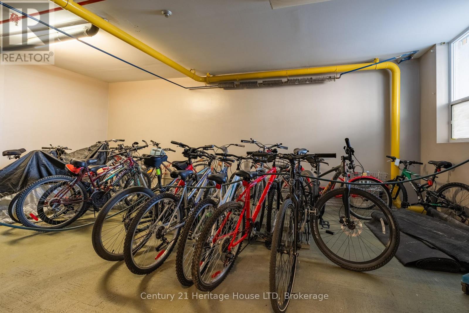 303 - 359 Geneva Street, St. Catharines (Fairview), Ontario  L2N 2G5 - Photo 15 - X12380529