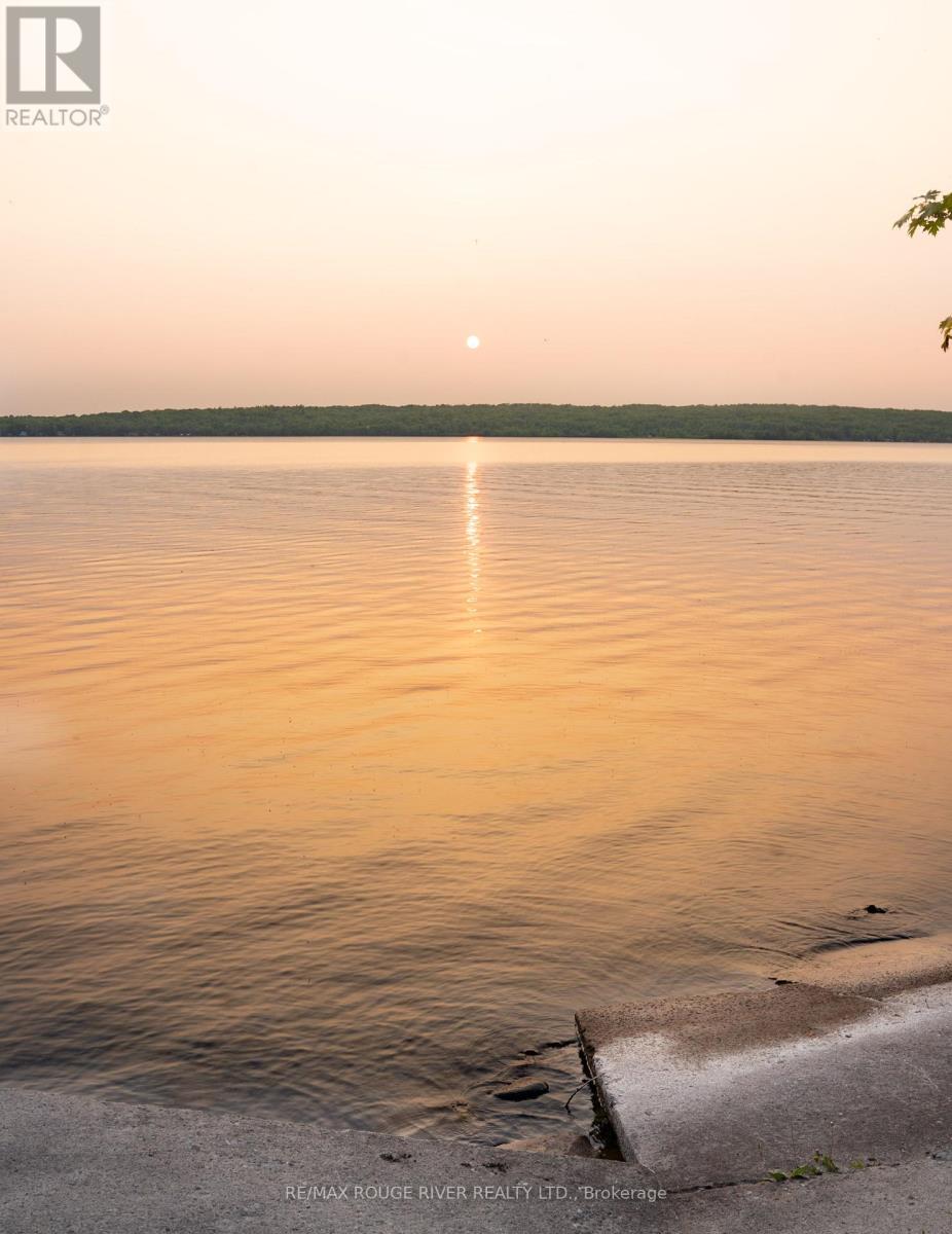 283a Marble Point Road, Marmora And Lake, Ontario  K0K 2M0 - Photo 3 - X12380538
