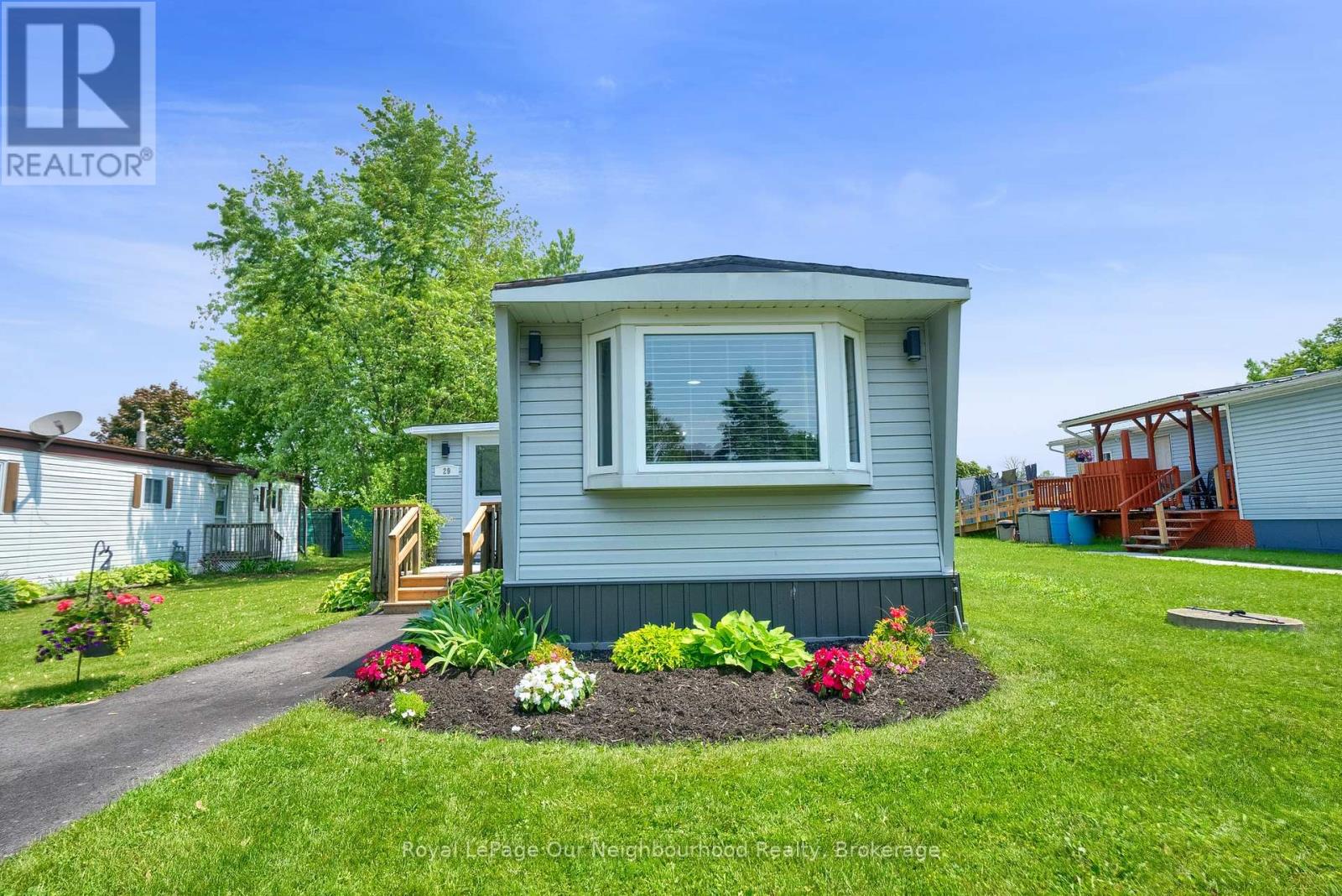 29 Hillview Drive, Hamilton Township, Ontario  K9A 0X1 - Photo 2 - X12380539