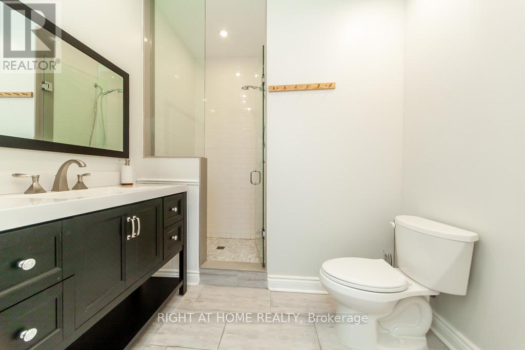 Carriage House - 2 Peter Street, Markham, Ontario  L3P 2A4 - Photo 11 - N12380148
