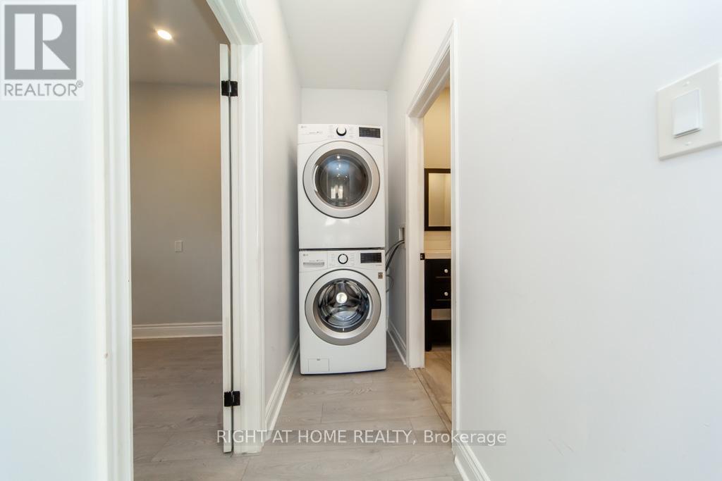 Carriage House - 2 Peter Street, Markham, Ontario  L3P 2A4 - Photo 12 - N12380148
