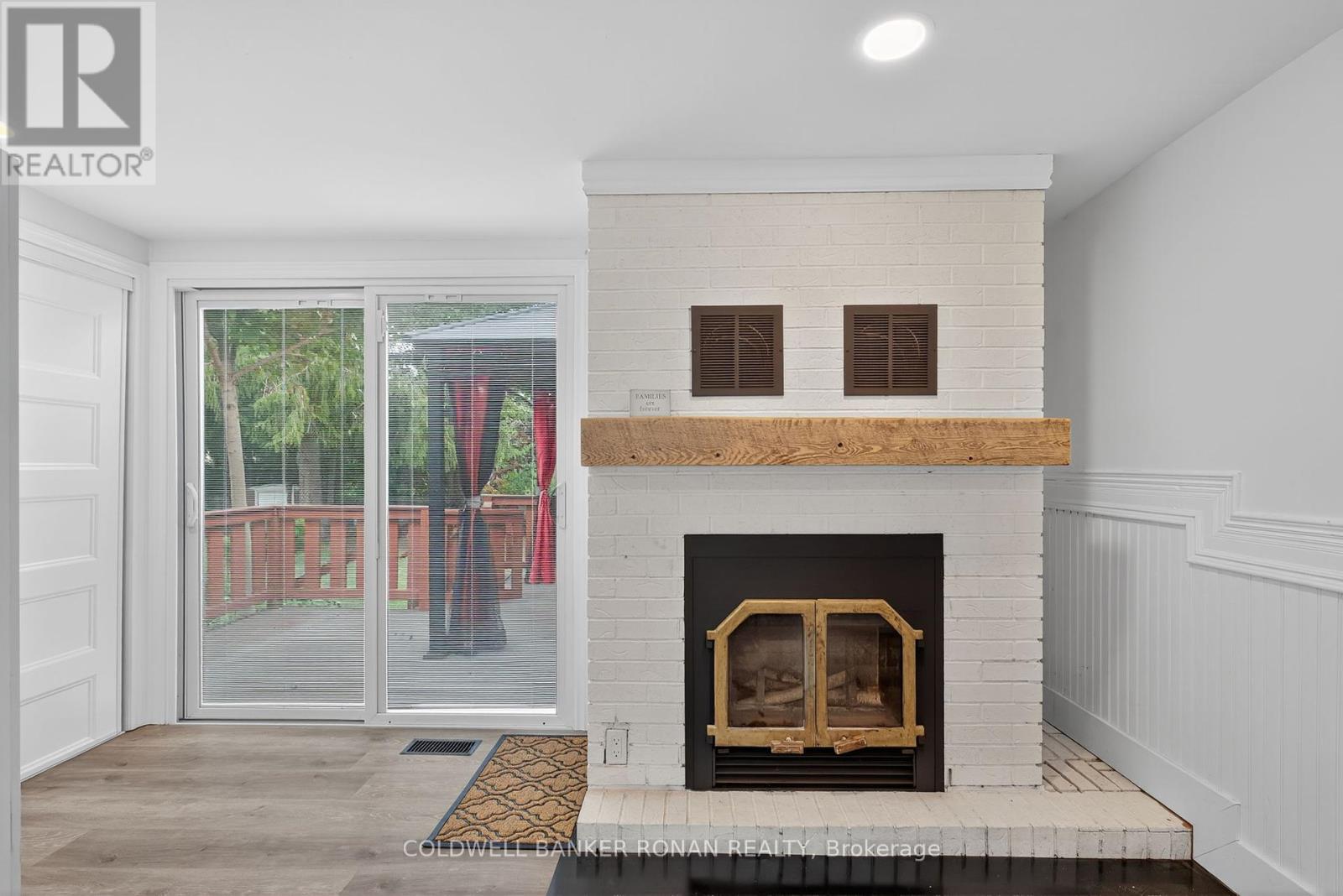 2 Lionel Stone Avenue E, New Tecumseth (Tottenham), Ontario  L0G 1W0 - Photo 16 - N12380241