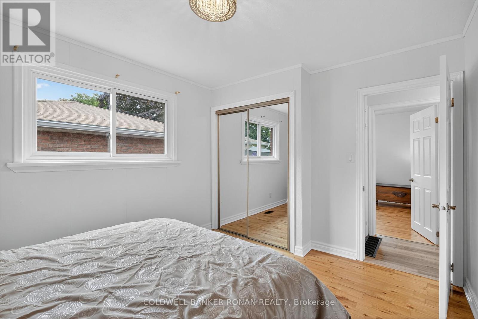 2 Lionel Stone Avenue E, New Tecumseth (Tottenham), Ontario  L0G 1W0 - Photo 18 - N12380241