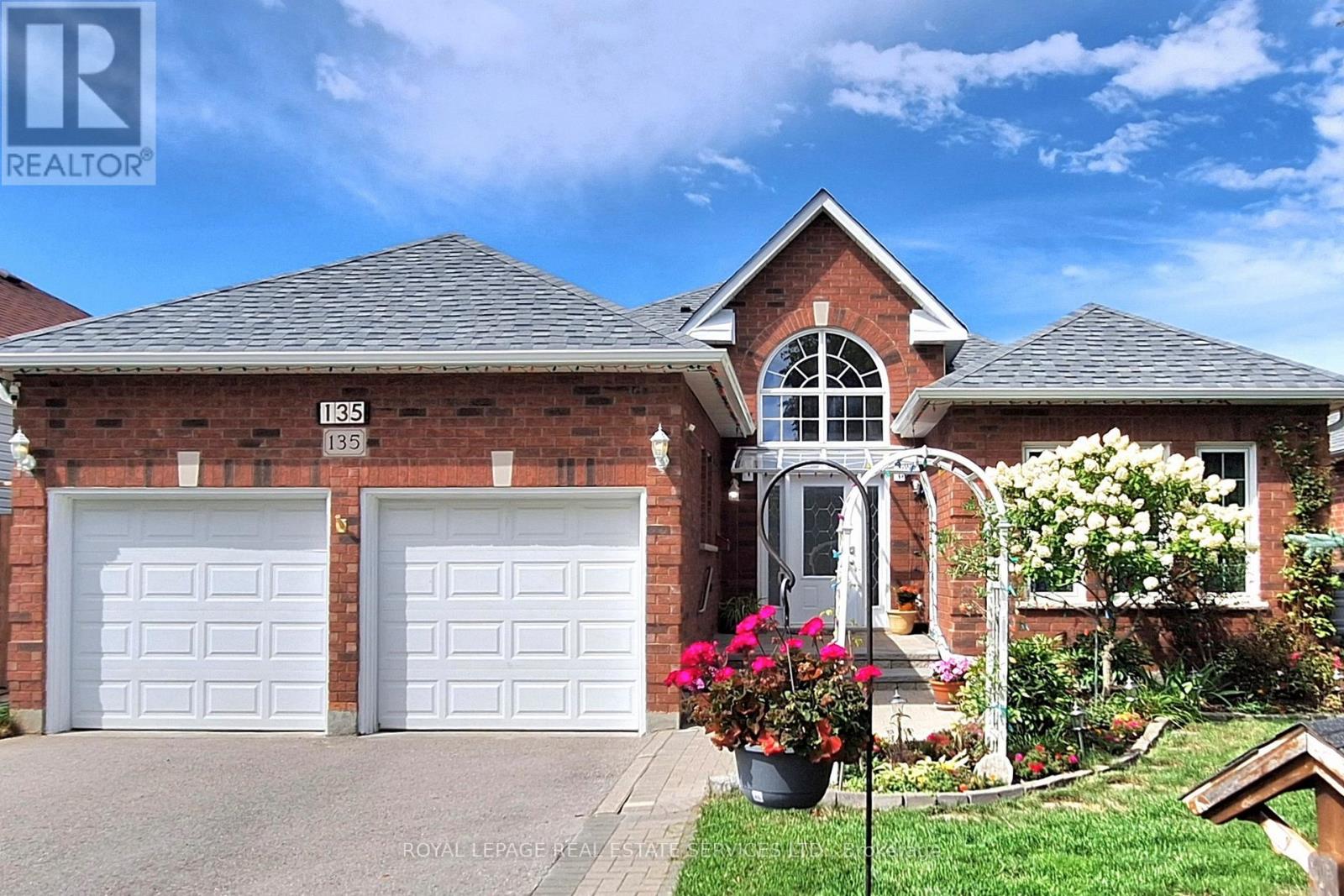 135 MAINPRIZE CRESCENT, East Gwillimbury, Ontario