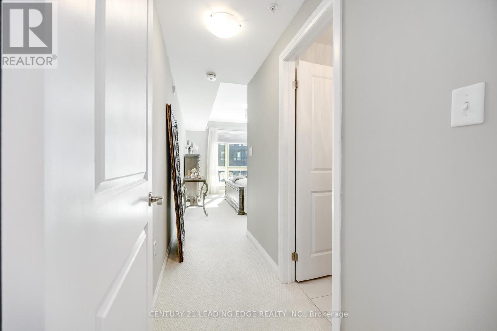 209 - 300 Essa Rd, Barrie (0 West), Ontario  L9J 0B9 - Photo 26 - S12380239