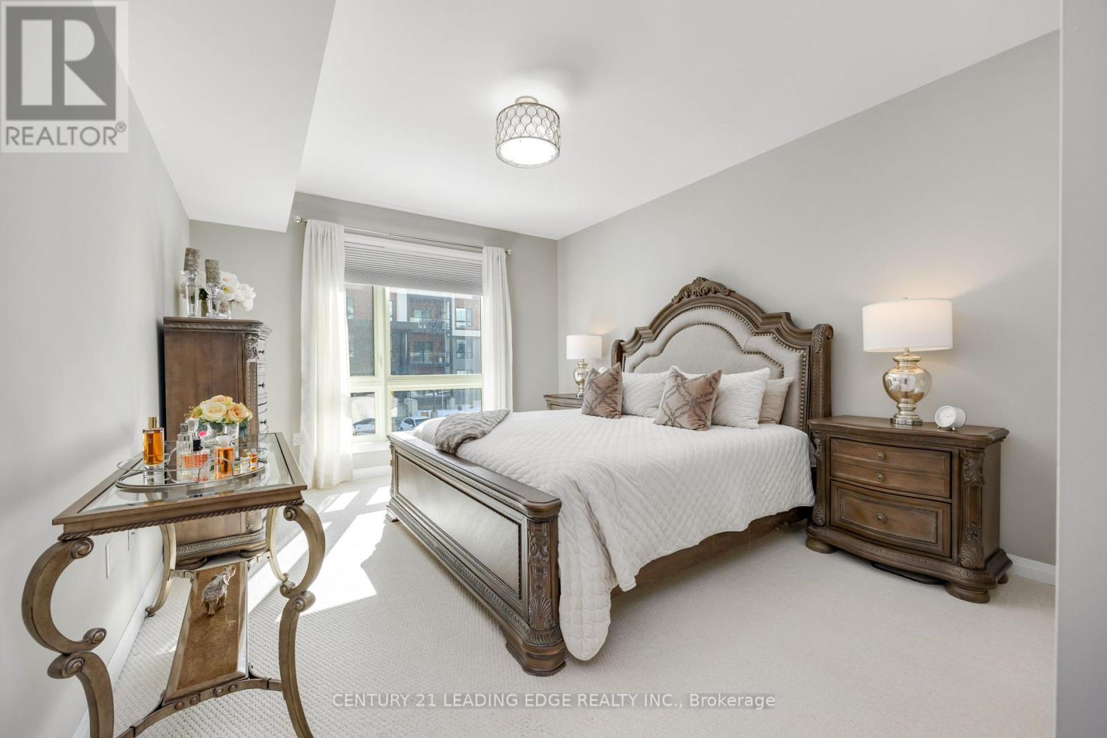 209 - 300 Essa Rd, Barrie (0 West), Ontario  L9J 0B9 - Photo 27 - S12380239