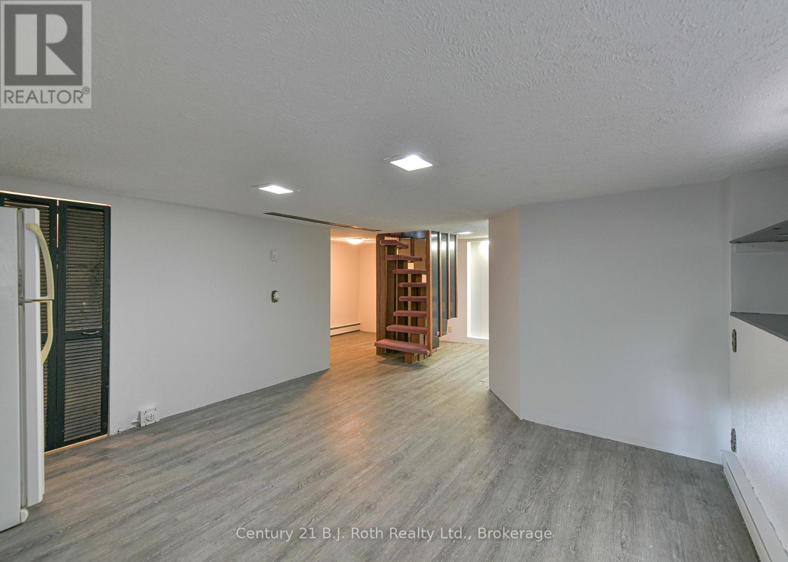 535 High Street, Orillia, Ontario  L3V 4X9 - Photo 20 - S12380461