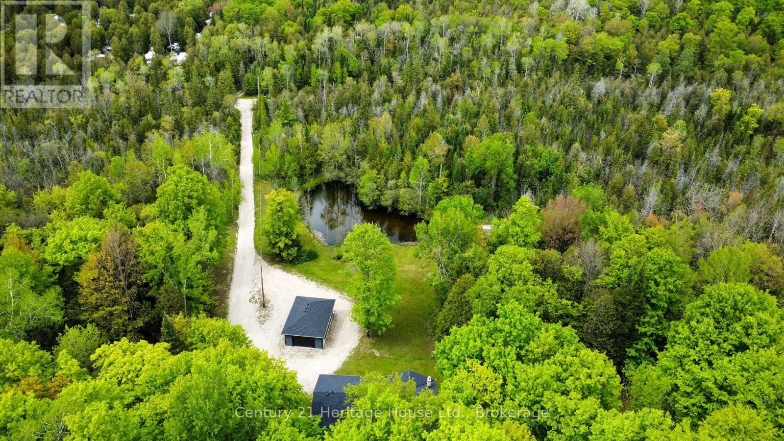 423080 Rocky Saugeen Road, West Grey, Ontario  N0G 1R0 - Photo 46 - X12380446