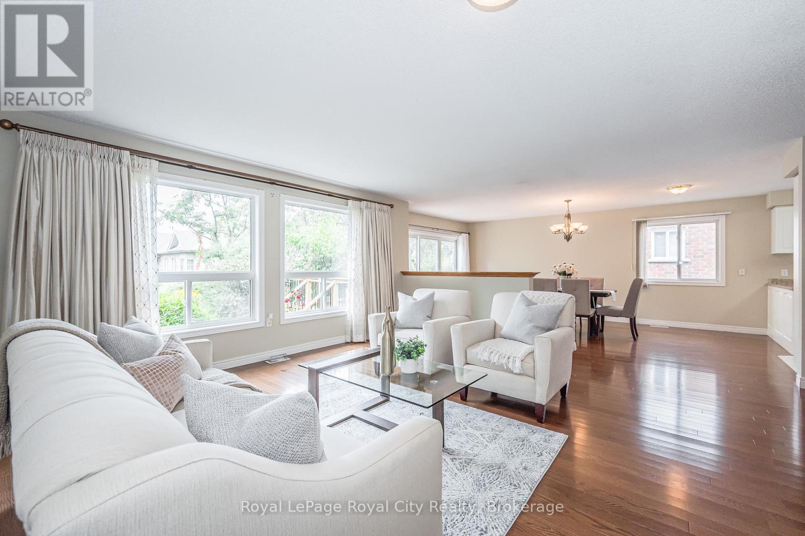 24 Beechlawn Boulevard, Guelph, Ontario  N1G 4X7 - Photo 6 - X12380463