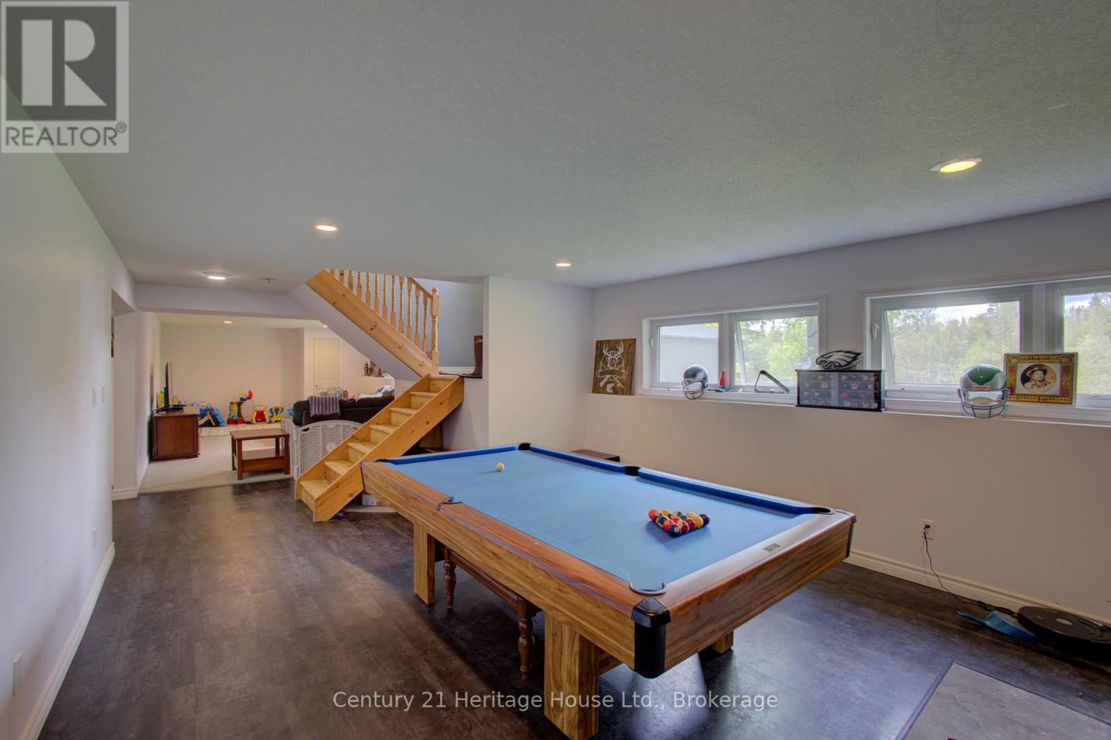 423080 Rocky Saugeen Road, West Grey, Ontario  N0G 1R0 - Photo 27 - X12380446