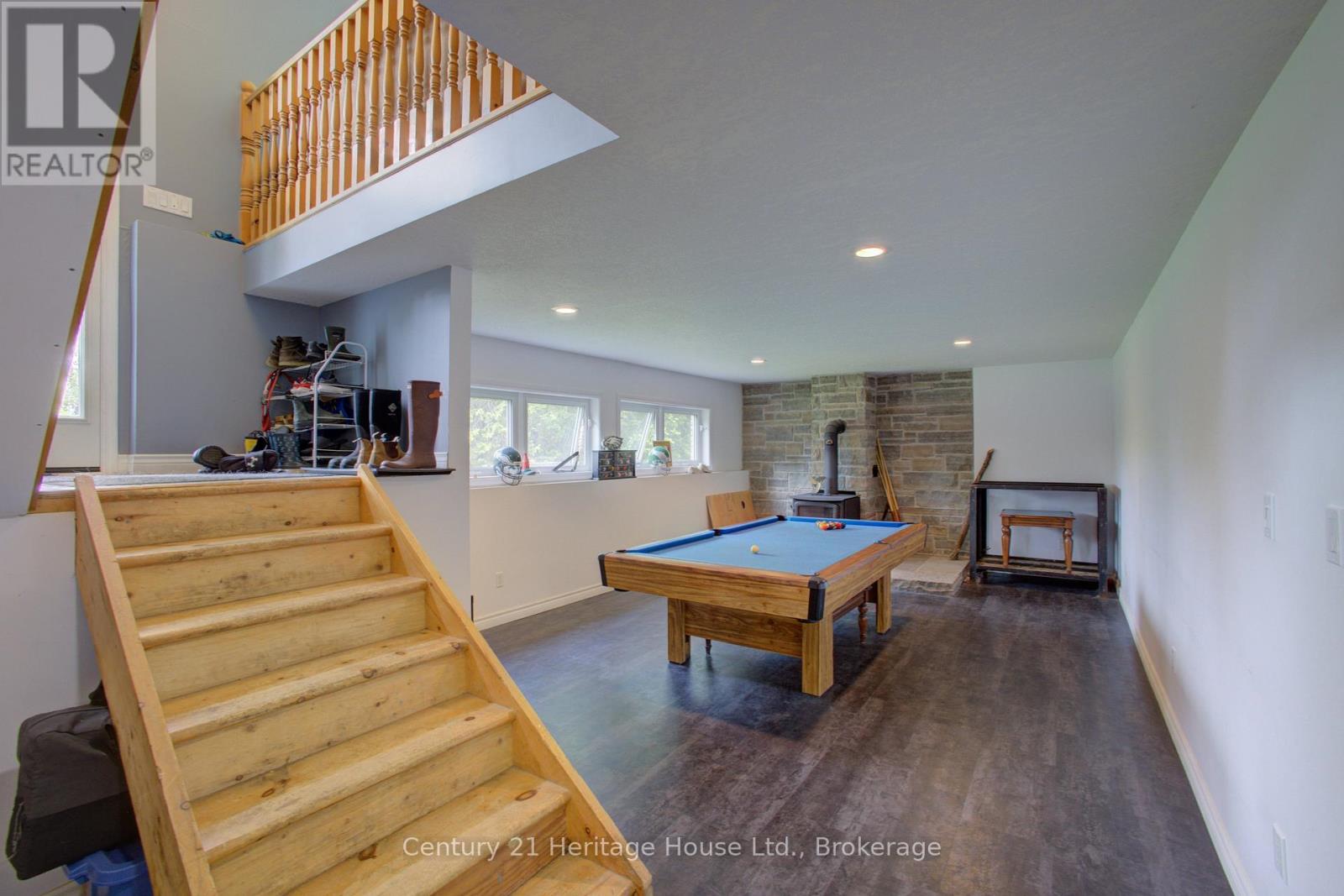 423080 Rocky Saugeen Road, West Grey, Ontario  N0G 1R0 - Photo 24 - X12380446