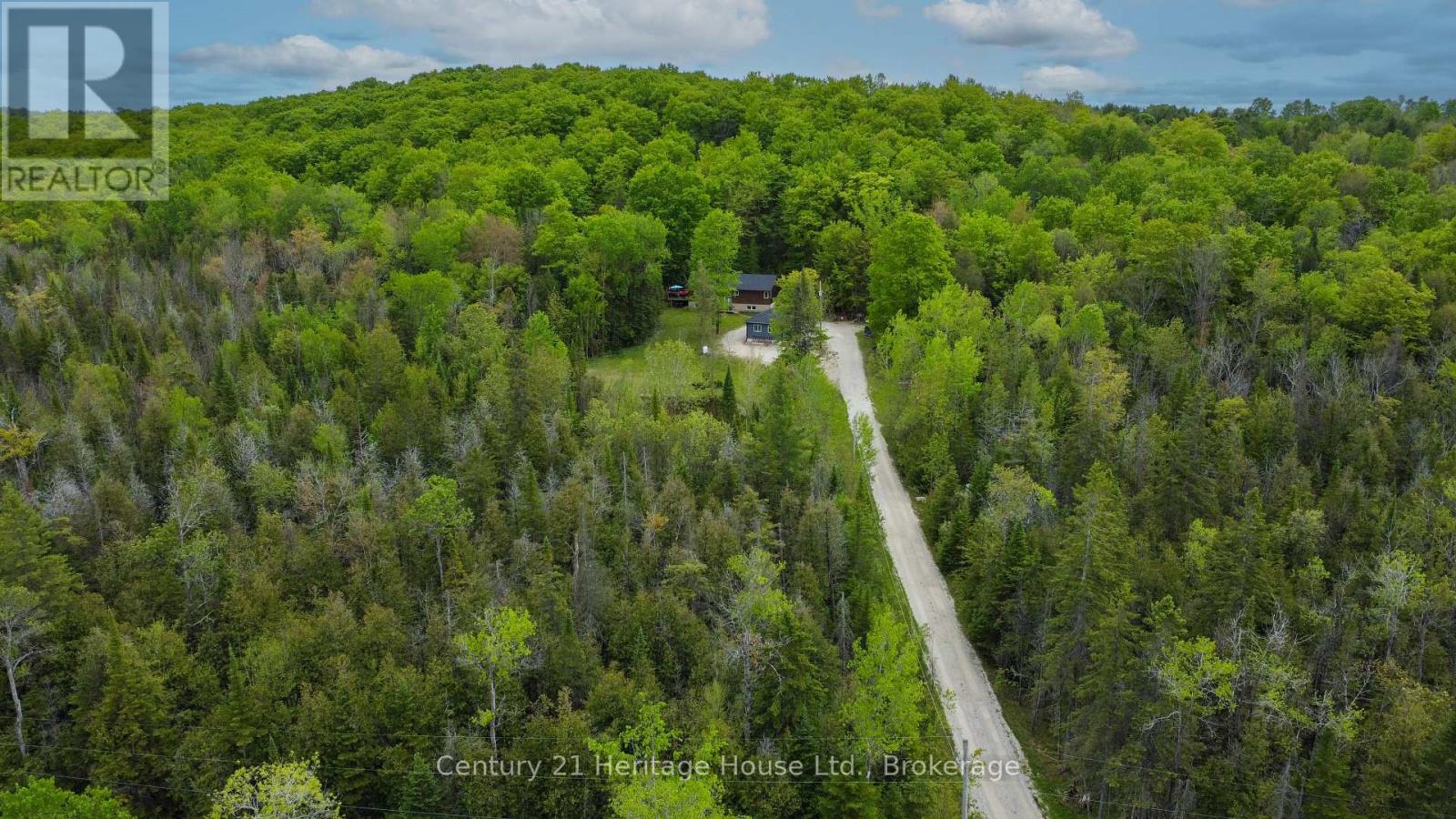 423080 Rocky Saugeen Road, West Grey, Ontario  N0G 1R0 - Photo 45 - X12380446