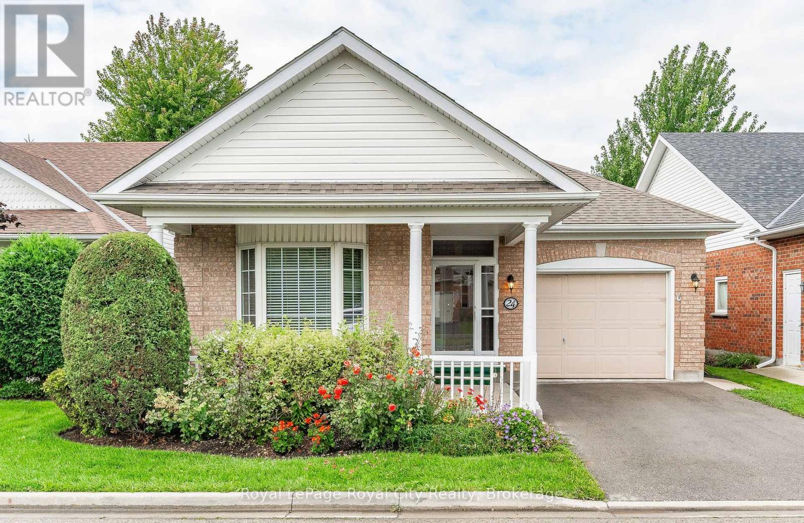 24 BEECHLAWN BOULEVARD, Guelph, Ontario
