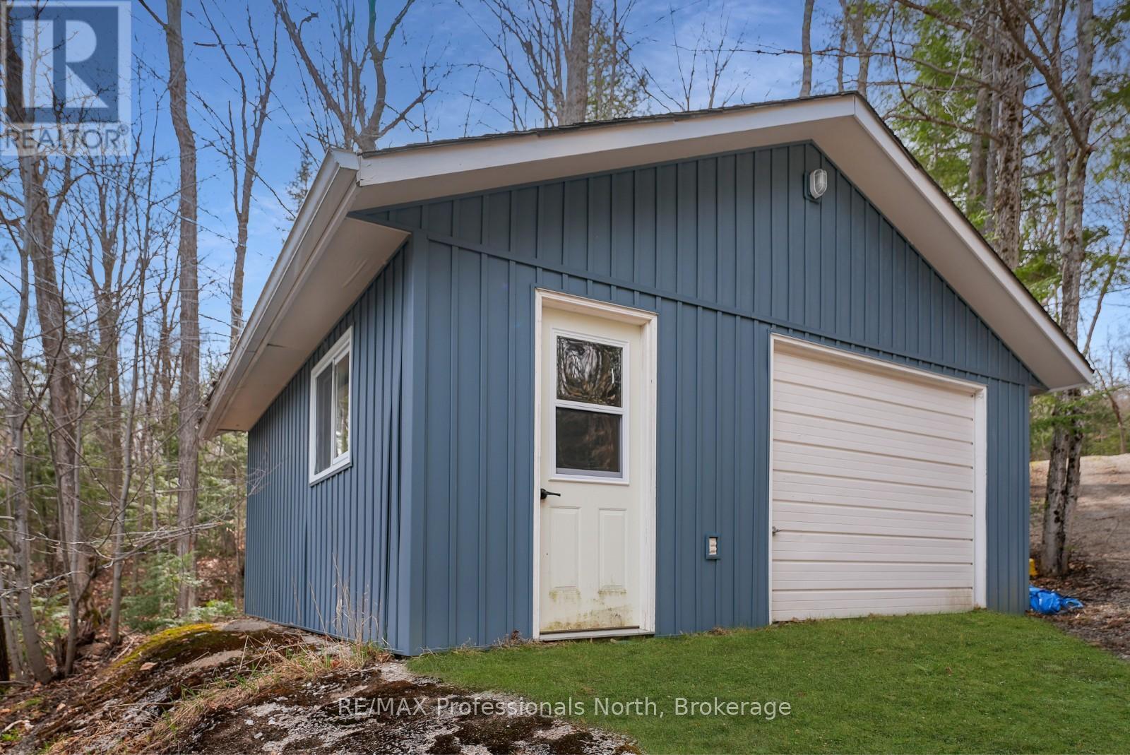 2787 Watts Road, Dysart Et Al, Ontario  K0M 1S0 - Photo 31 - X12380546