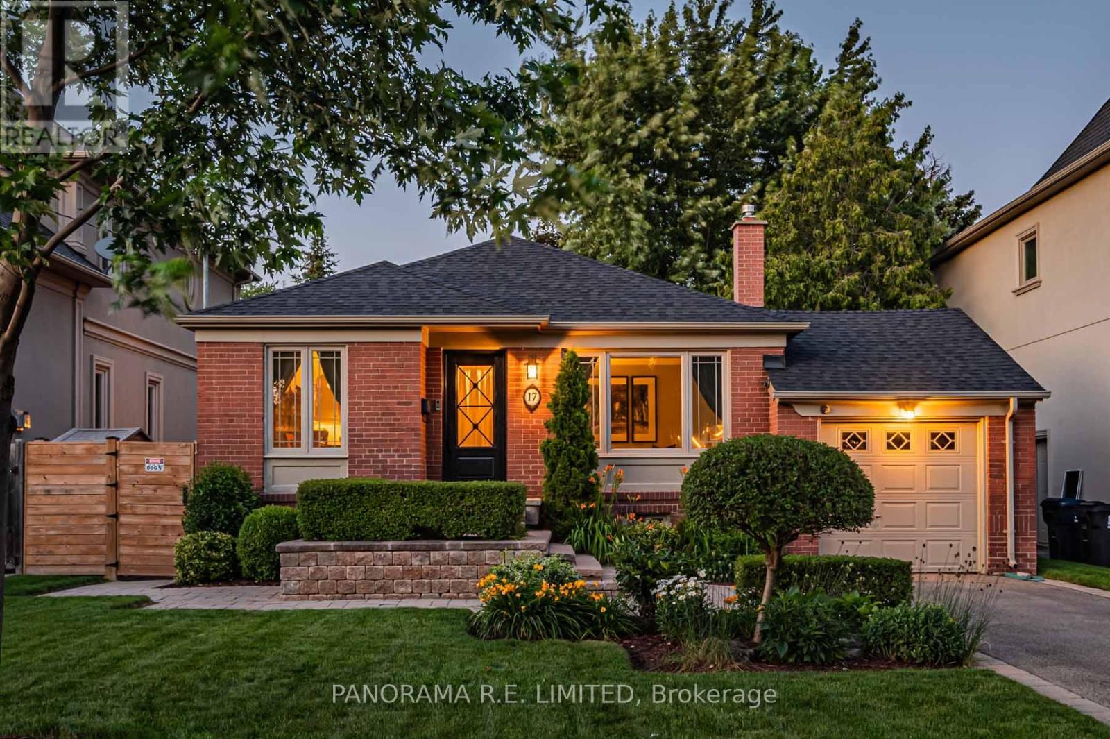17 DORLEN AVENUE, Toronto, Ontario