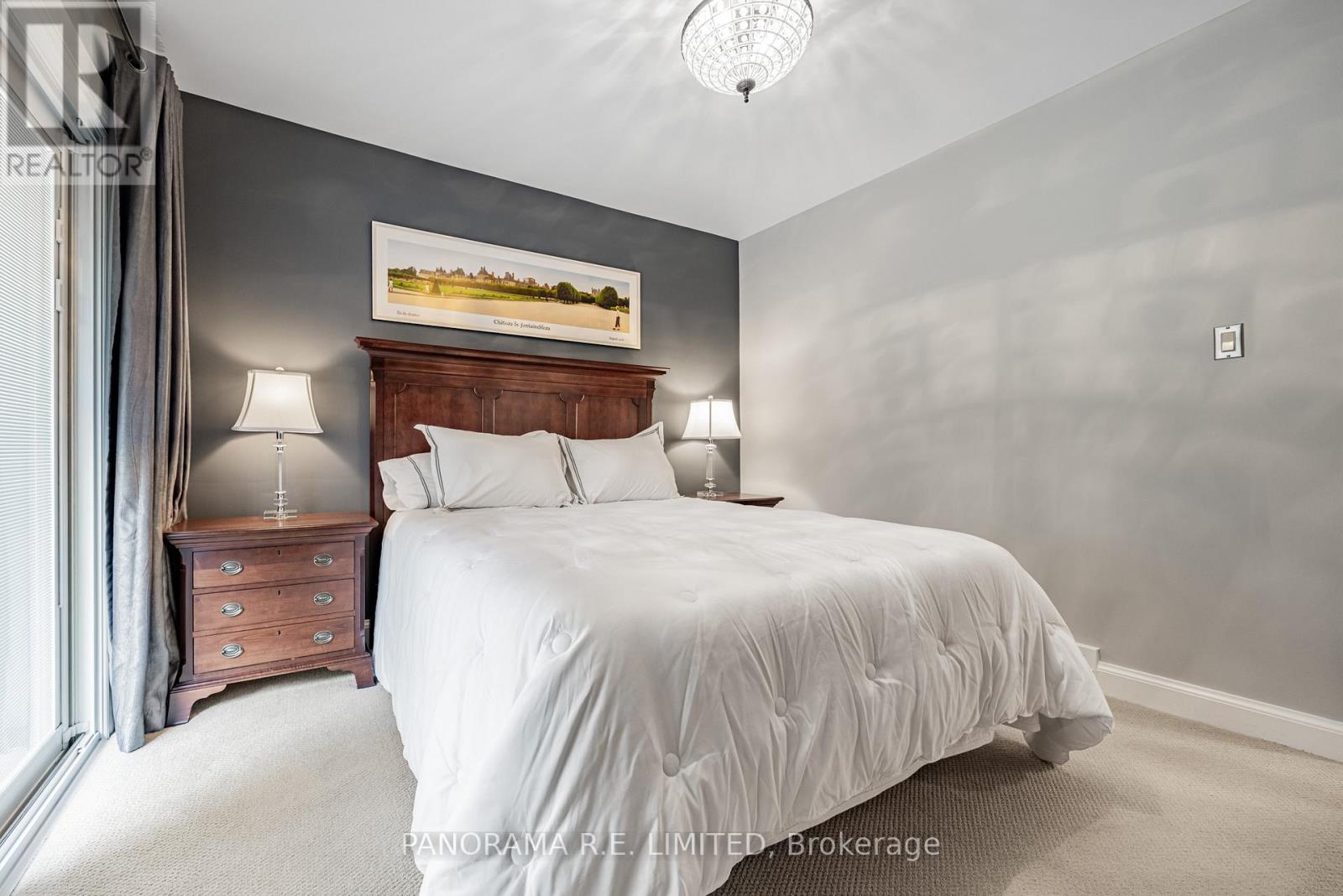 17 Dorlen Avenue, Toronto, Ontario  M9B 5A8 - Photo 14 - W12380175