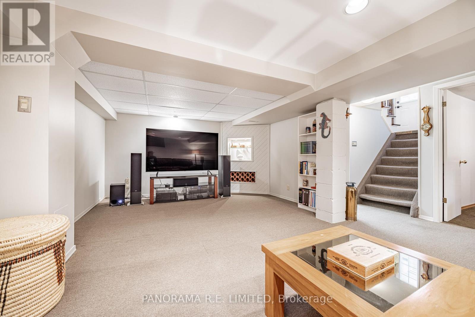 17 Dorlen Avenue, Toronto, Ontario  M9B 5A8 - Photo 17 - W12380175