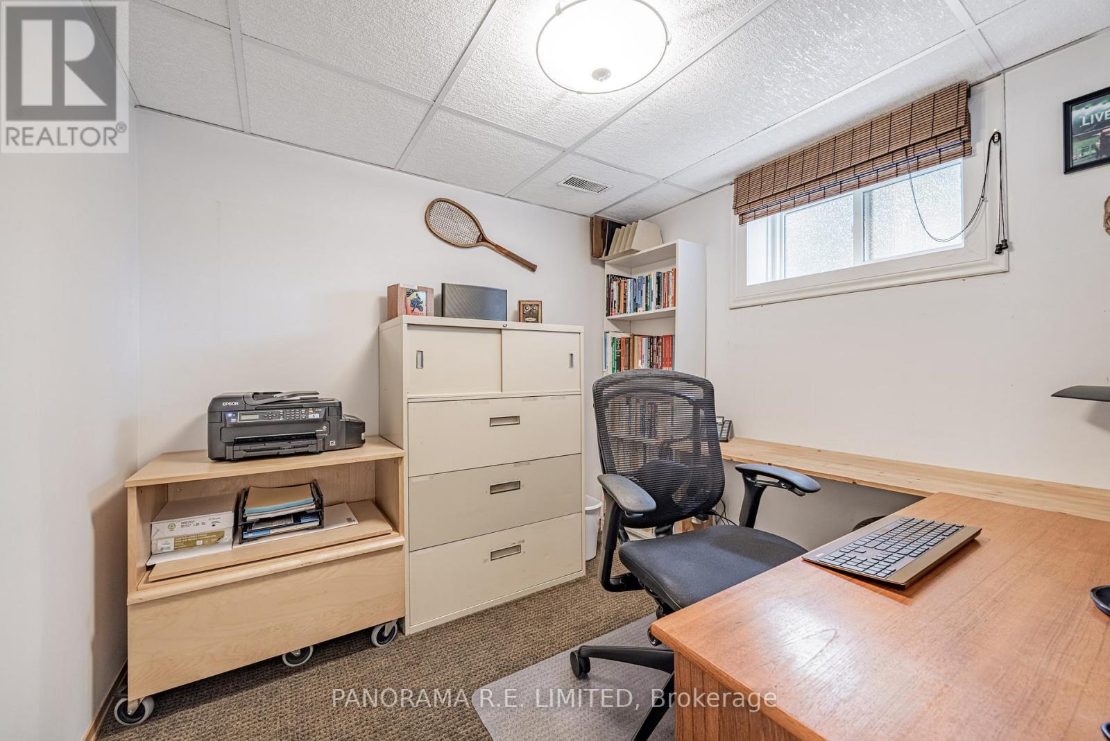 17 Dorlen Avenue, Toronto, Ontario  M9B 5A8 - Photo 20 - W12380175