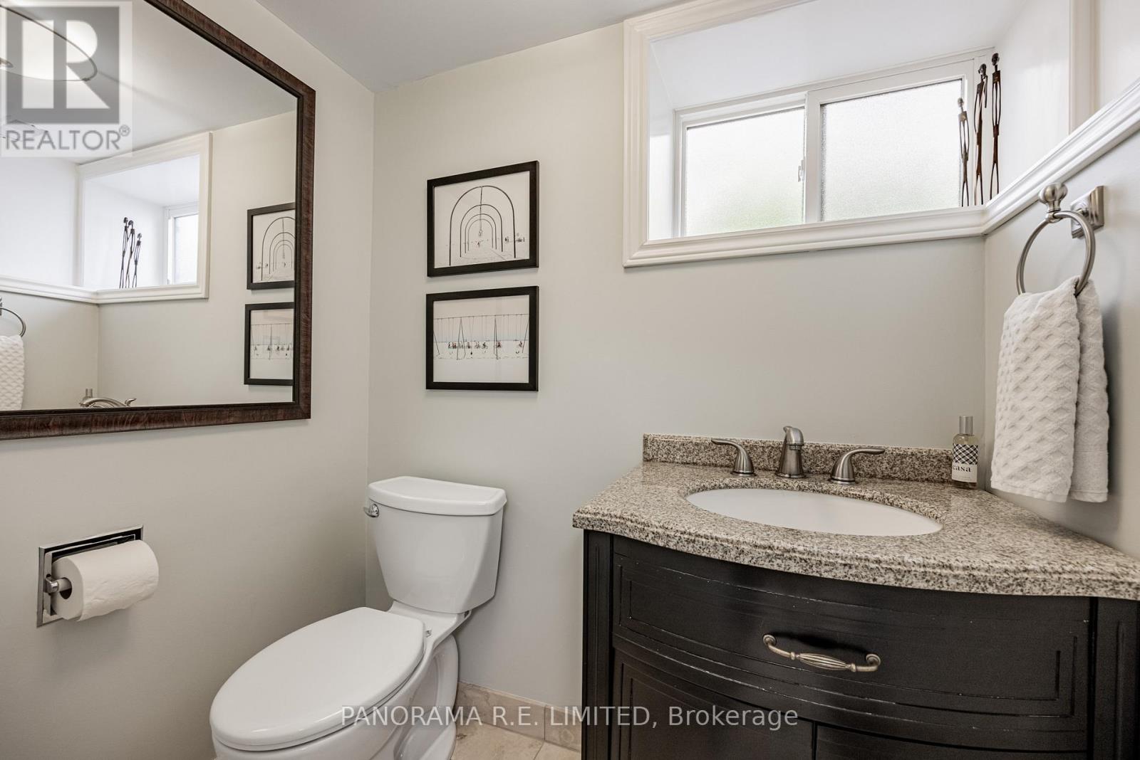 17 Dorlen Avenue, Toronto, Ontario  M9B 5A8 - Photo 21 - W12380175