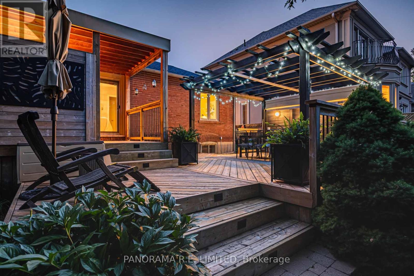 17 Dorlen Avenue, Toronto, Ontario  M9B 5A8 - Photo 28 - W12380175