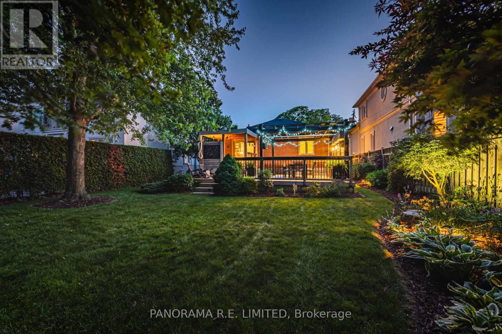 17 Dorlen Avenue, Toronto, Ontario  M9B 5A8 - Photo 29 - W12380175