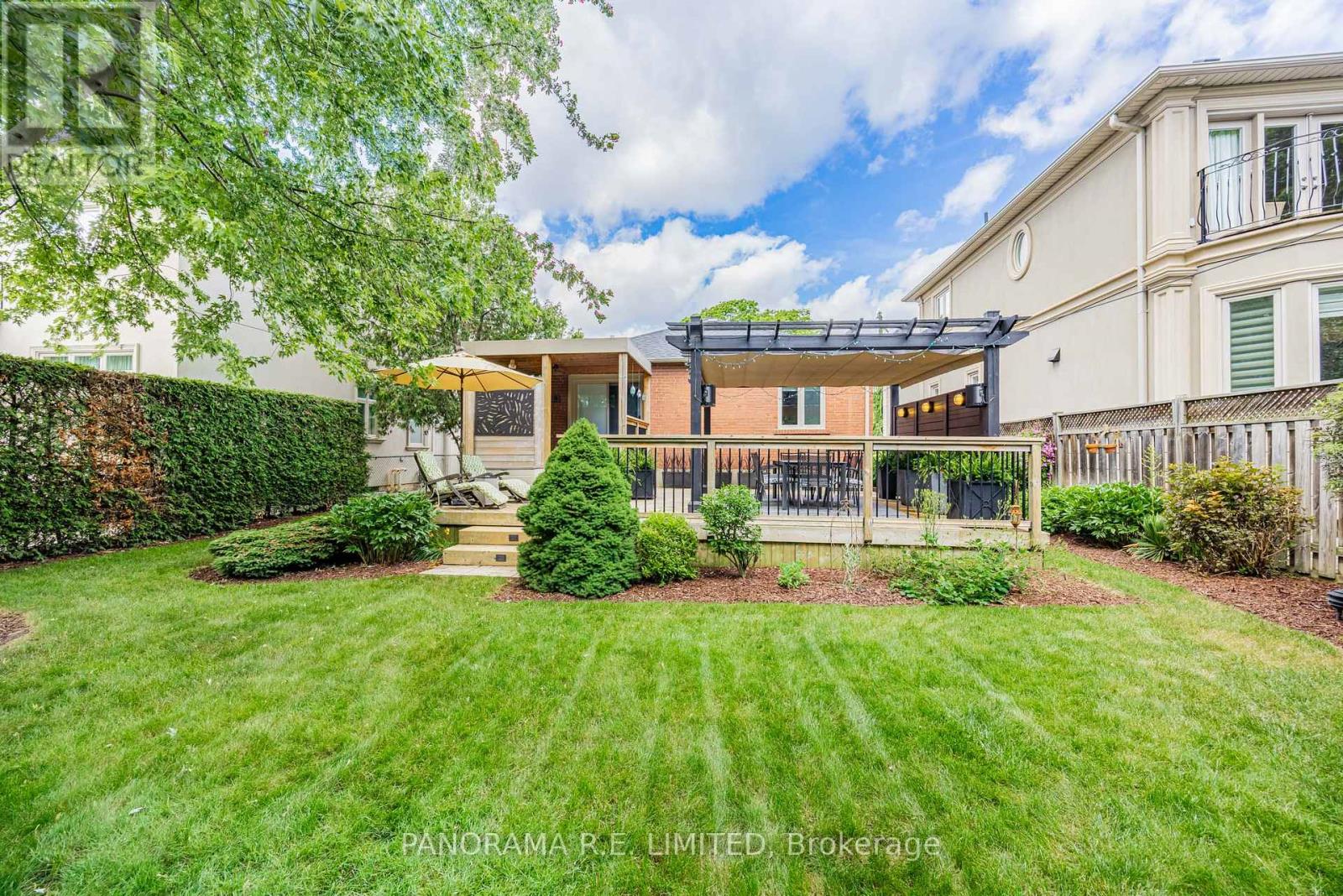 17 Dorlen Avenue, Toronto, Ontario  M9B 5A8 - Photo 31 - W12380175