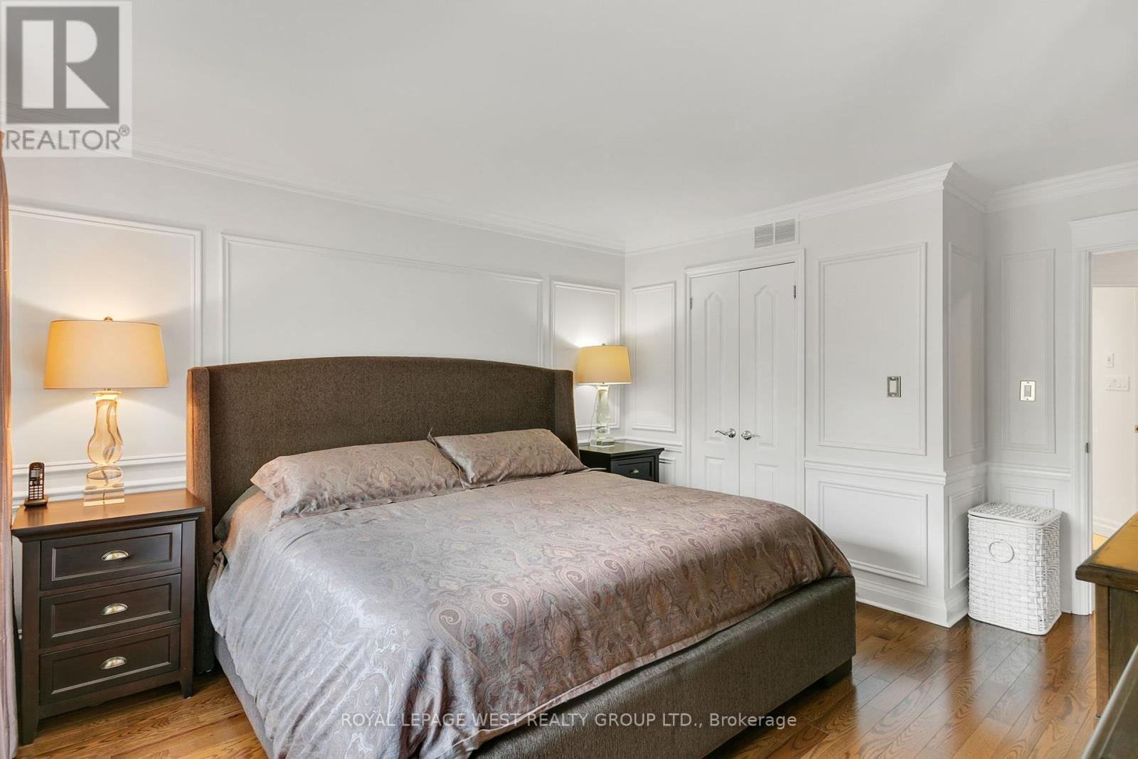 14 Dunedin Drive, Toronto, Ontario  M8X 2K5 - Photo 31 - W12380190