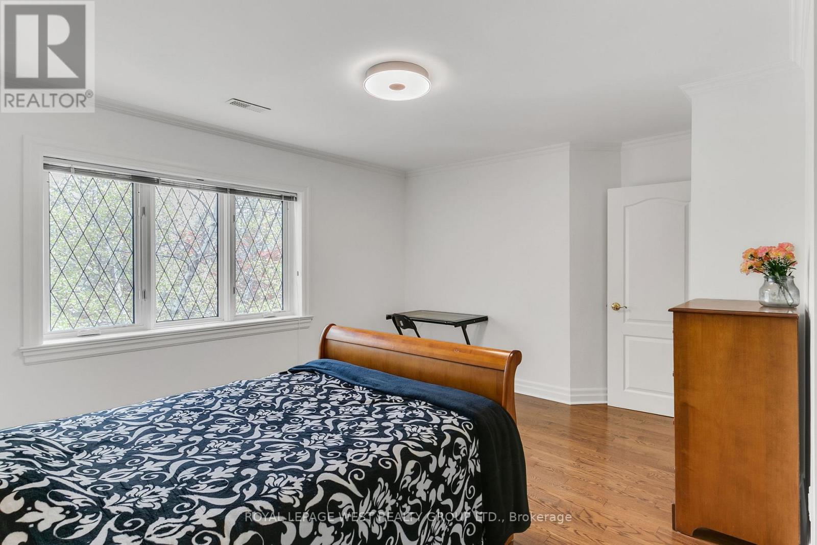 14 Dunedin Drive, Toronto, Ontario  M8X 2K5 - Photo 35 - W12380190
