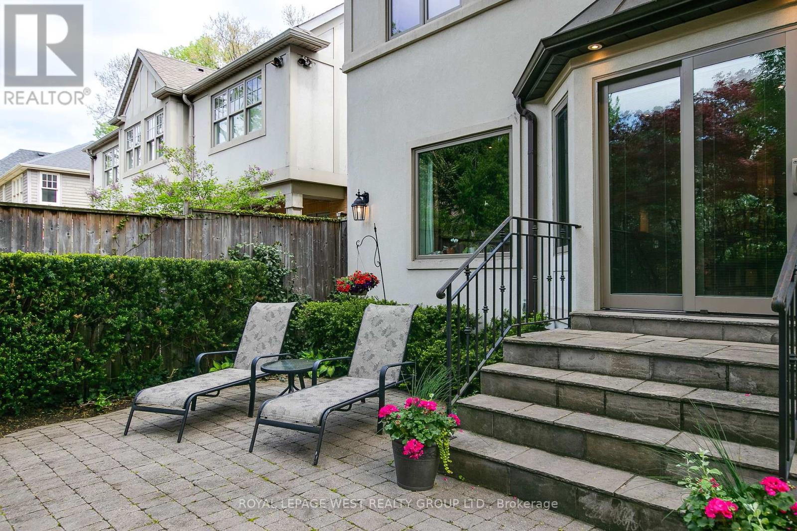 14 Dunedin Drive, Toronto, Ontario  M8X 2K5 - Photo 50 - W12380190