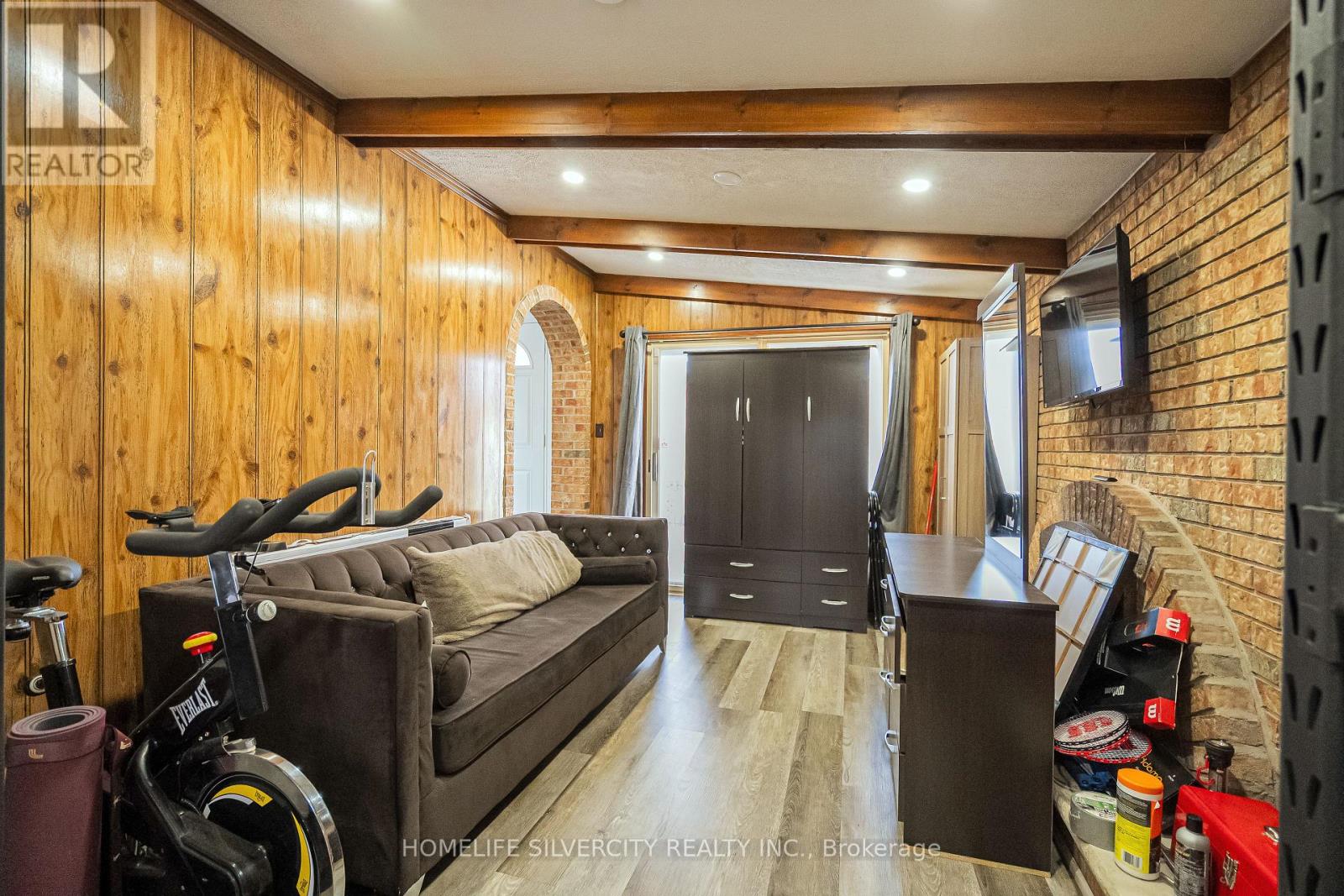 72 Brookland Drive, Brampton (Avondale), Ontario  L6T 2M5 - Photo 11 - W12380200