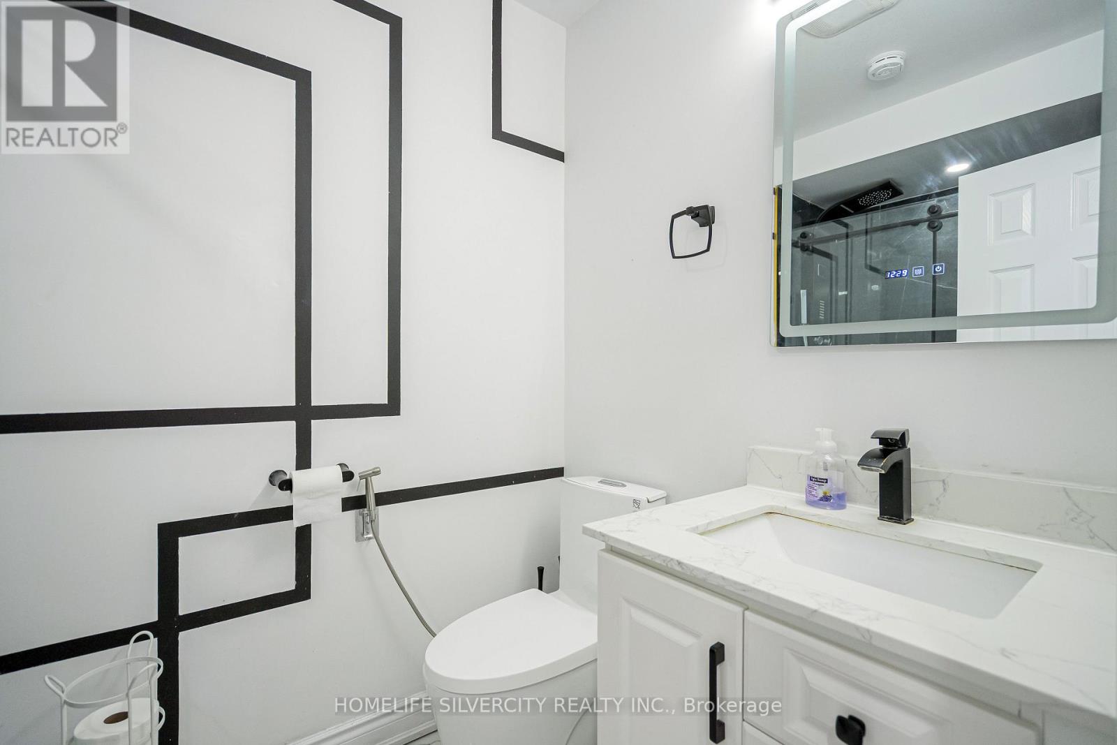 72 Brookland Drive, Brampton (Avondale), Ontario  L6T 2M5 - Photo 13 - W12380200