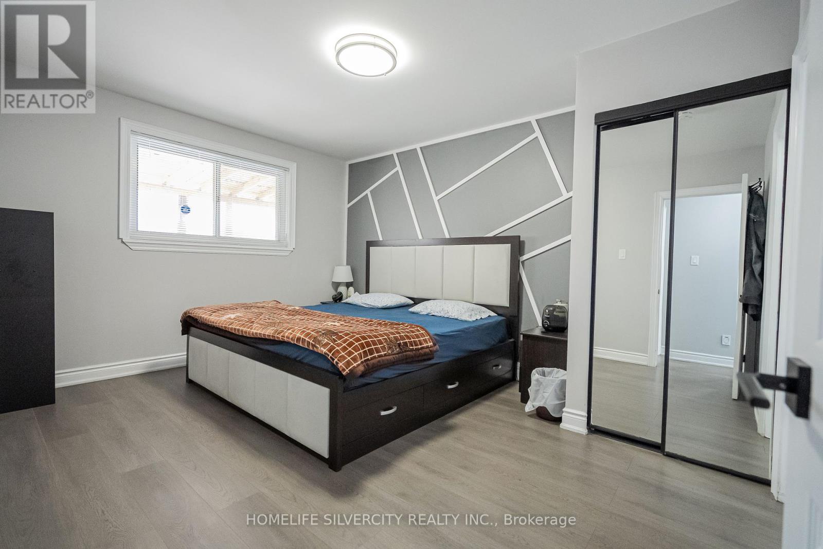 72 Brookland Drive, Brampton (Avondale), Ontario  L6T 2M5 - Photo 17 - W12380200
