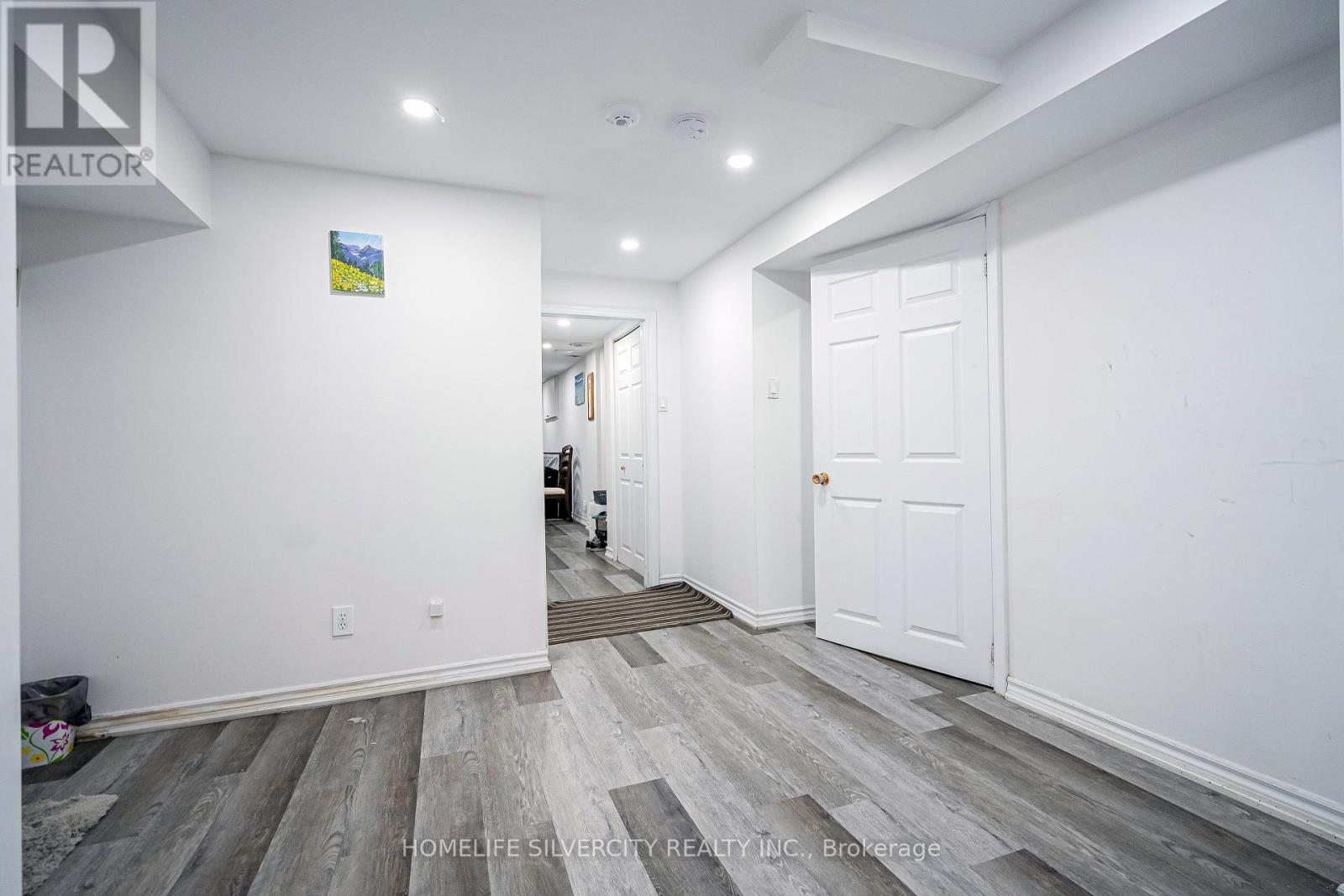 72 Brookland Drive, Brampton (Avondale), Ontario  L6T 2M5 - Photo 24 - W12380200