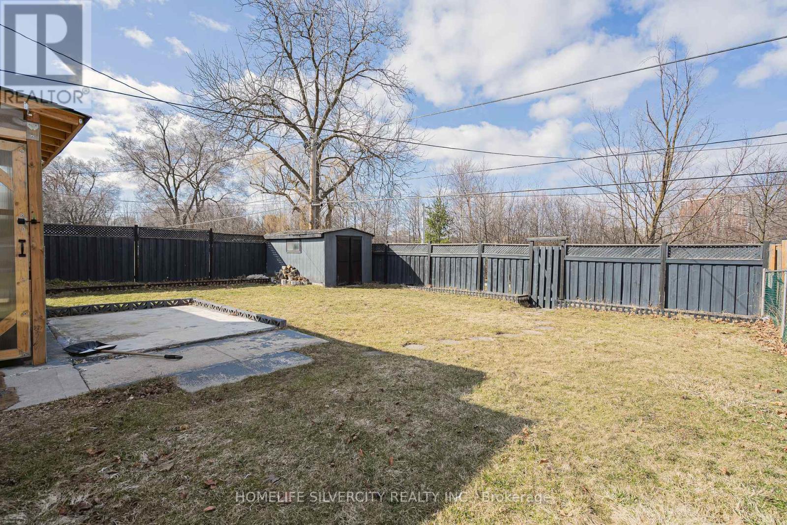 72 Brookland Drive, Brampton (Avondale), Ontario  L6T 2M5 - Photo 37 - W12380200