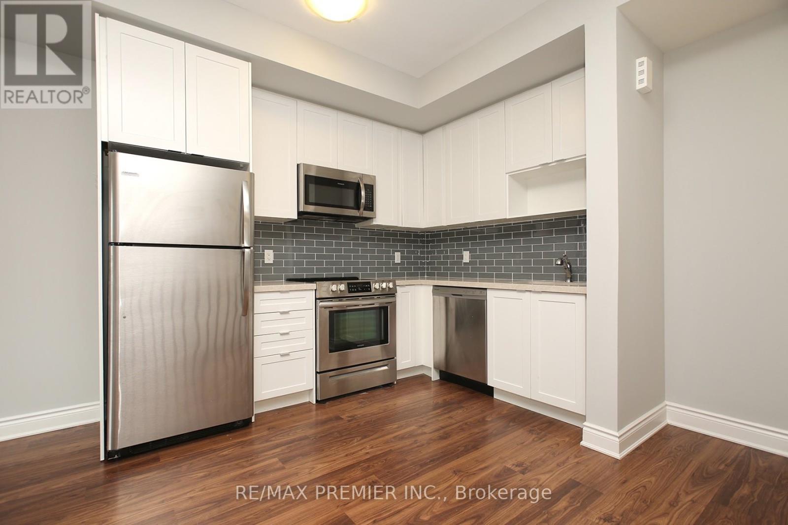 312 - 1100 Briar Hill Avenue, Toronto, Ontario  M6B 0A9 - Photo 9 - W12380215